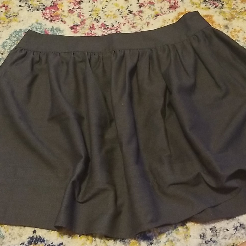 Grey skirt